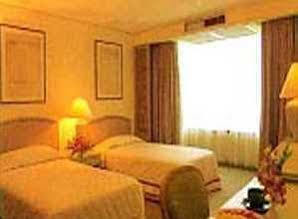 Eastin Lakeside Hotel Bangkok Bagian luar foto